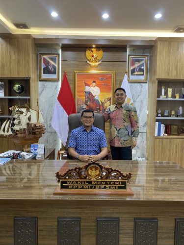 Bersama Wamen PM2I RI